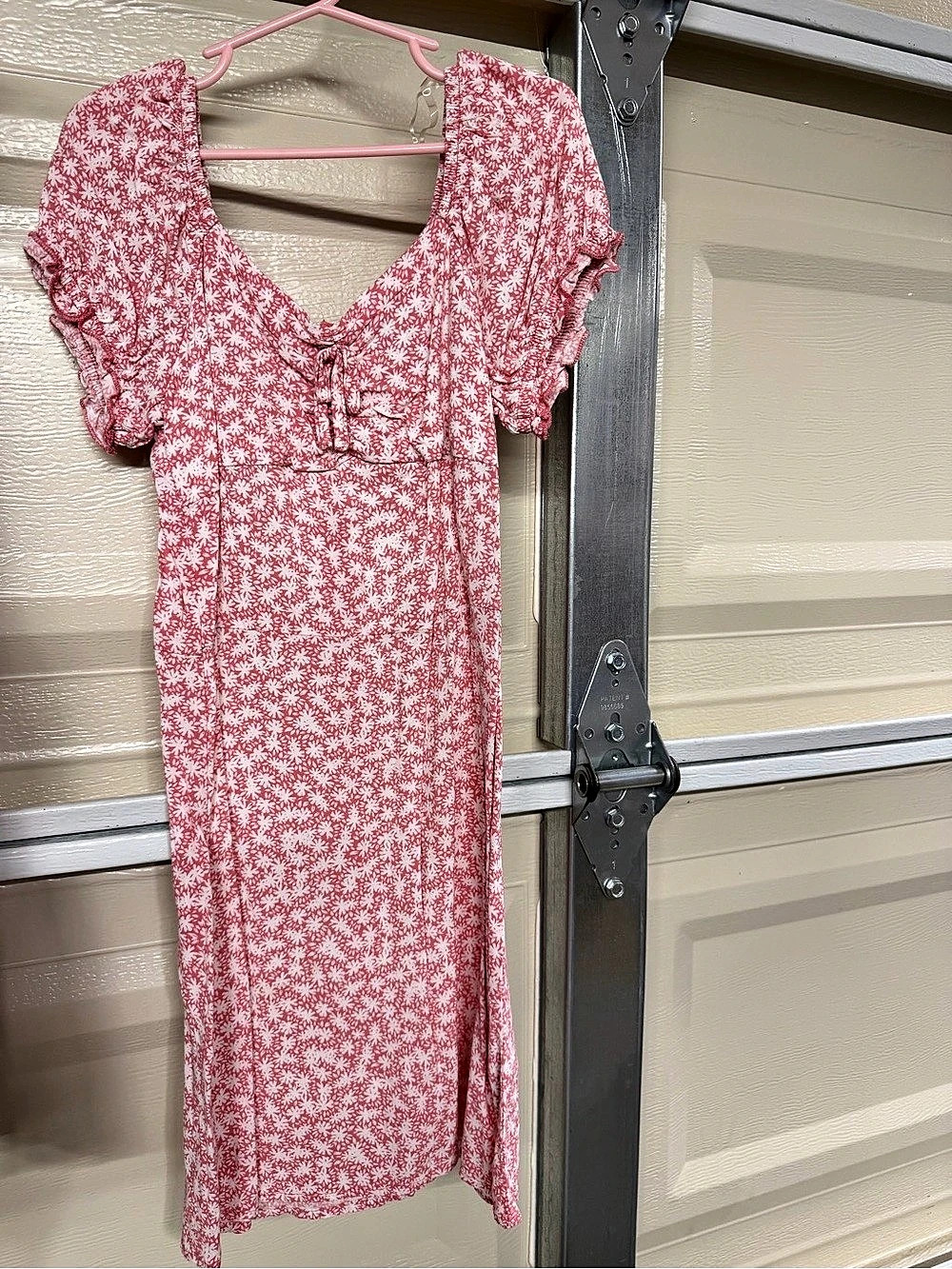 art class Floral Maxi Dress in Pink & White Size Medium